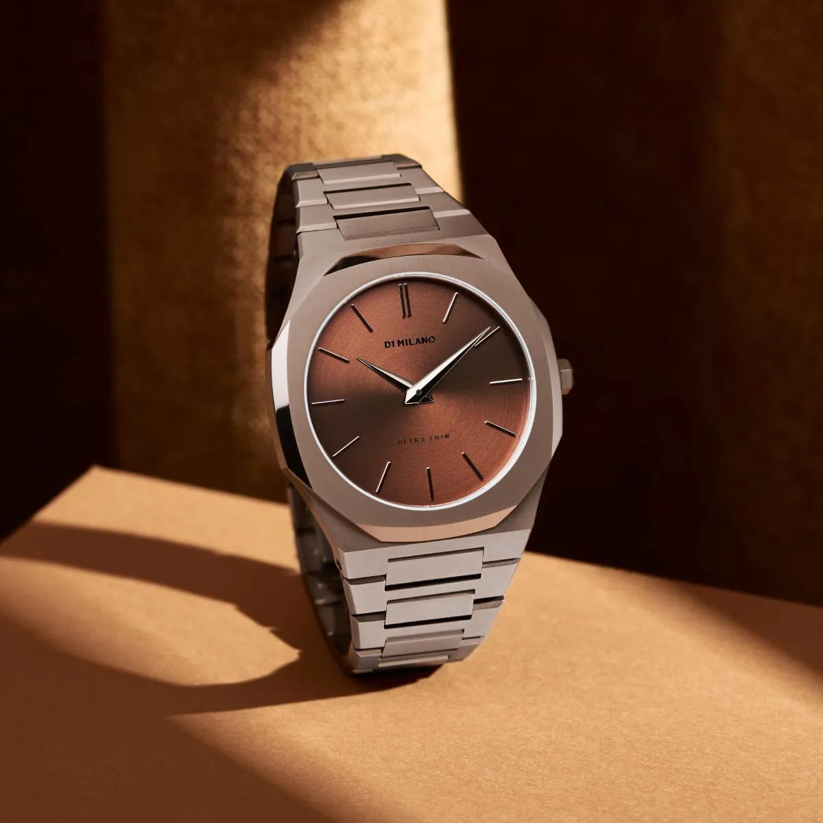 D1 Milano Analog Brown Dial Men's Watch-UTBJ10, Brown